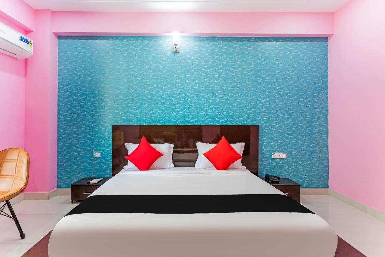 Hotel Capital O Harish Residency Gurgáon Exteriér fotografie